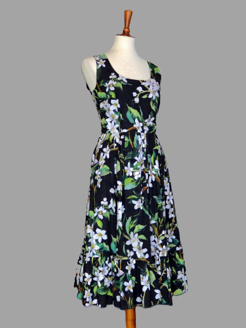 Dolce & Gabbana Size 44 Dress Black Green Floral Orange Blossom Midi Dress - Picture 2 of 16